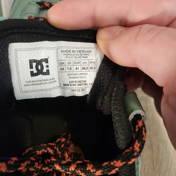 DC Green Sneakers with Black and Orange Accents - Picture 4 of 4